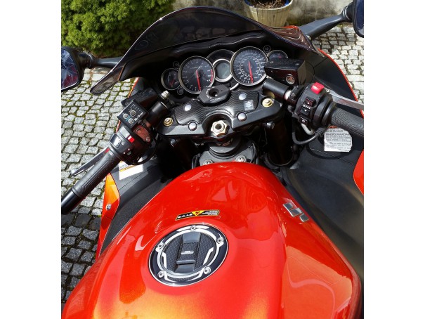 Osłona wlewu paliwa PUIG do Suzuki 2003-2016 (wzór Naked) | PUIG.pl
