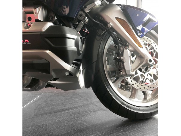 Przedłużenie błotnika do Honda GL1800 Gold Wing 18-26 (przednie) | PUIG.pl