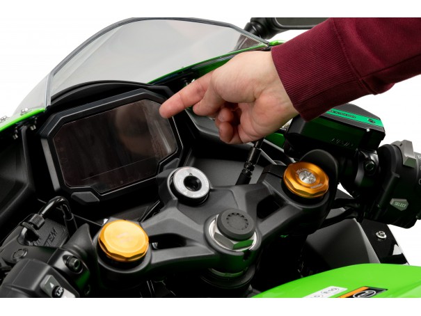 Osłona wyświetlacza do Kawasaki Ninja / Versys / Z650 | PUIG.pl