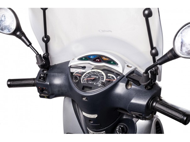 Owiewka PUIG do Honda Scoopy SH 125/150 02-05 (T.G.) | PUIG.pl