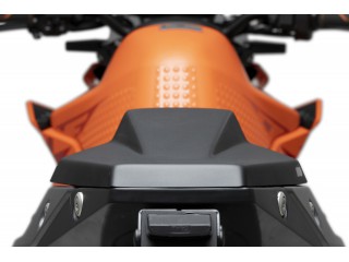 Nakładka tylnego siedzenia... 2